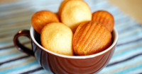 MINI MADELEINES